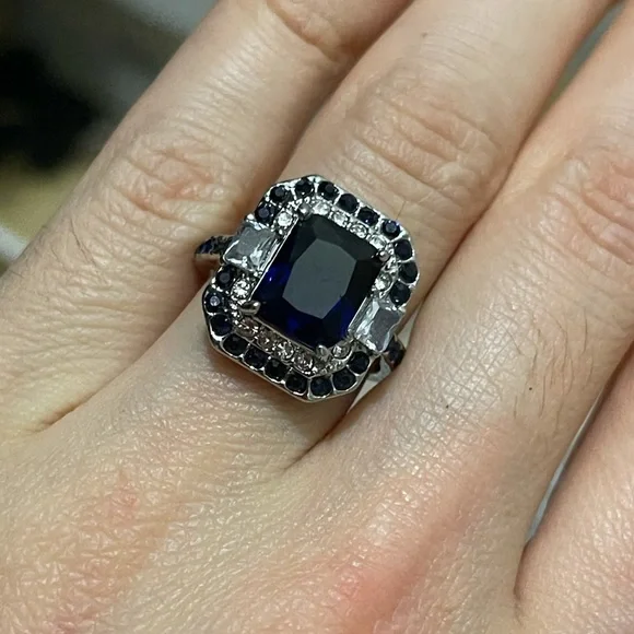 925 Silver Women Rings Gorgeous Blue Sapphire Women Anniversary Jewelry - Picture 2 of 4